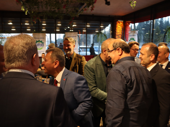 GİRİB Giresun İşadamları ve Bürokratlar Derneğinin HARLA Dönerde düzenlediği İFTAR yemeği Fotoğrafları