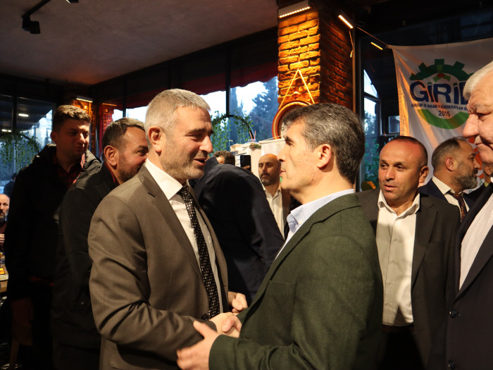 GİRİB Giresun İşadamları ve Bürokratlar Derneğinin HARLA Dönerde düzenlediği İFTAR yemeği Fotoğrafları