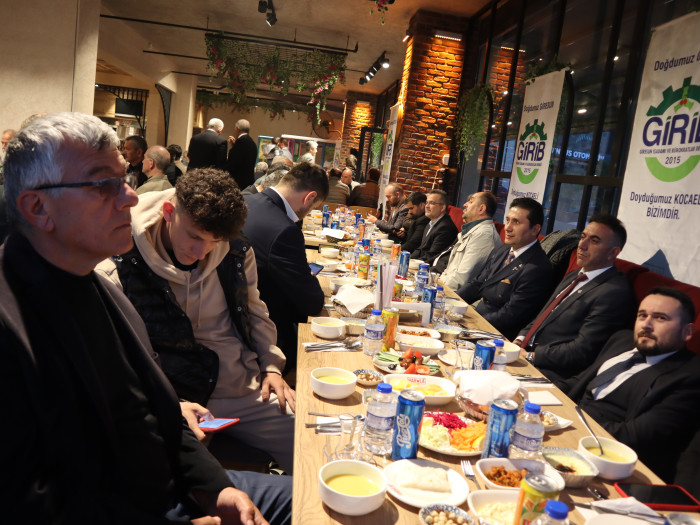 GİRİB Giresun İşadamları ve Bürokratlar Derneğinin HARLA Dönerde düzenlediği İFTAR yemeği Fotoğrafları