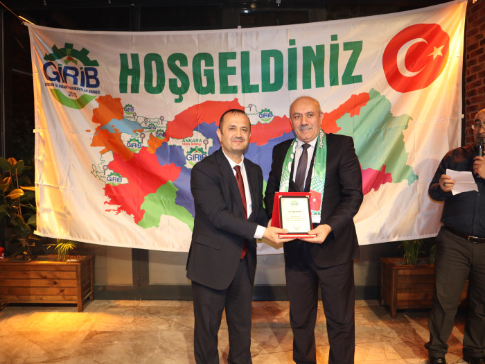 GİRİB Giresun İşadamları ve Bürokratlar Derneğinin HARLA Dönerde düzenlediği İFTAR yemeği Fotoğrafları