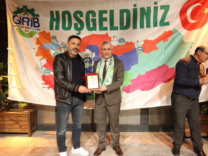 GİRİB Giresun İşadamları ve Bürokratlar Derneğinin HARLA Dönerde düzenlediği İFTAR yemeği Fotoğrafları