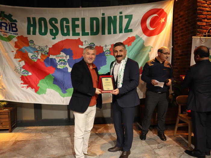 GİRİB Giresun İşadamları ve Bürokratlar Derneğinin HARLA Dönerde düzenlediği İFTAR yemeği Fotoğrafları