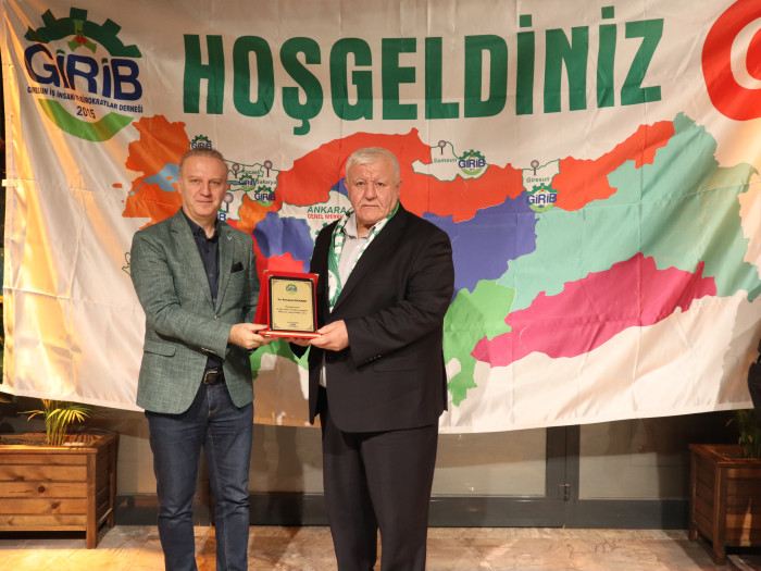 GİRİB Giresun İşadamları ve Bürokratlar Derneğinin HARLA Dönerde düzenlediği İFTAR yemeği Fotoğrafları