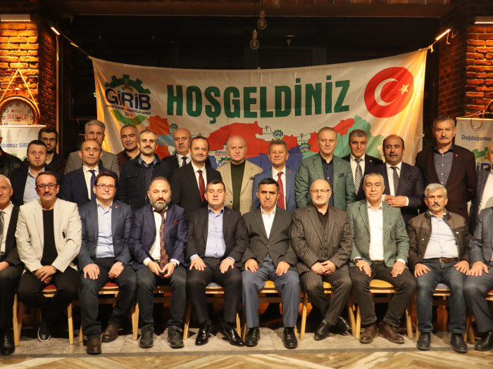 GİRİB Giresun İşadamları ve Bürokratlar Derneğinin HARLA Dönerde düzenlediği İFTAR yemeği Fotoğrafları