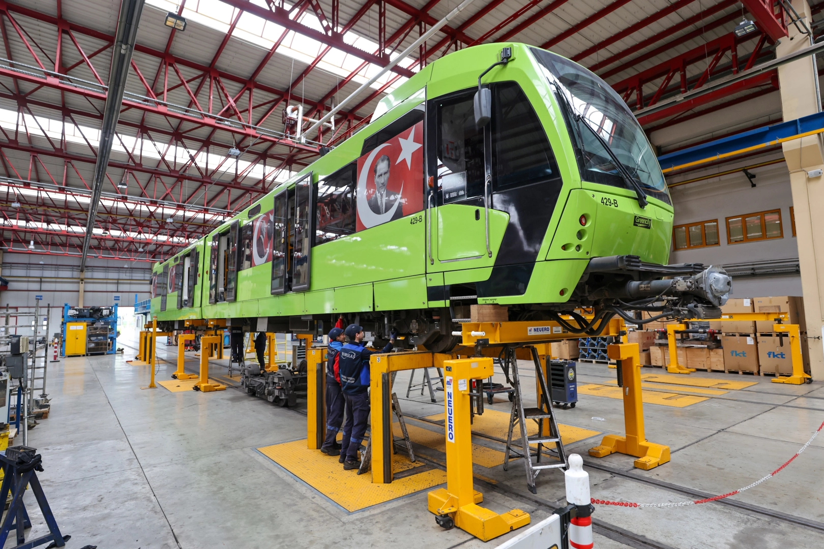 Bursa&rsquo;da toplu ulaşım g&uuml;venli ve daha konforlu