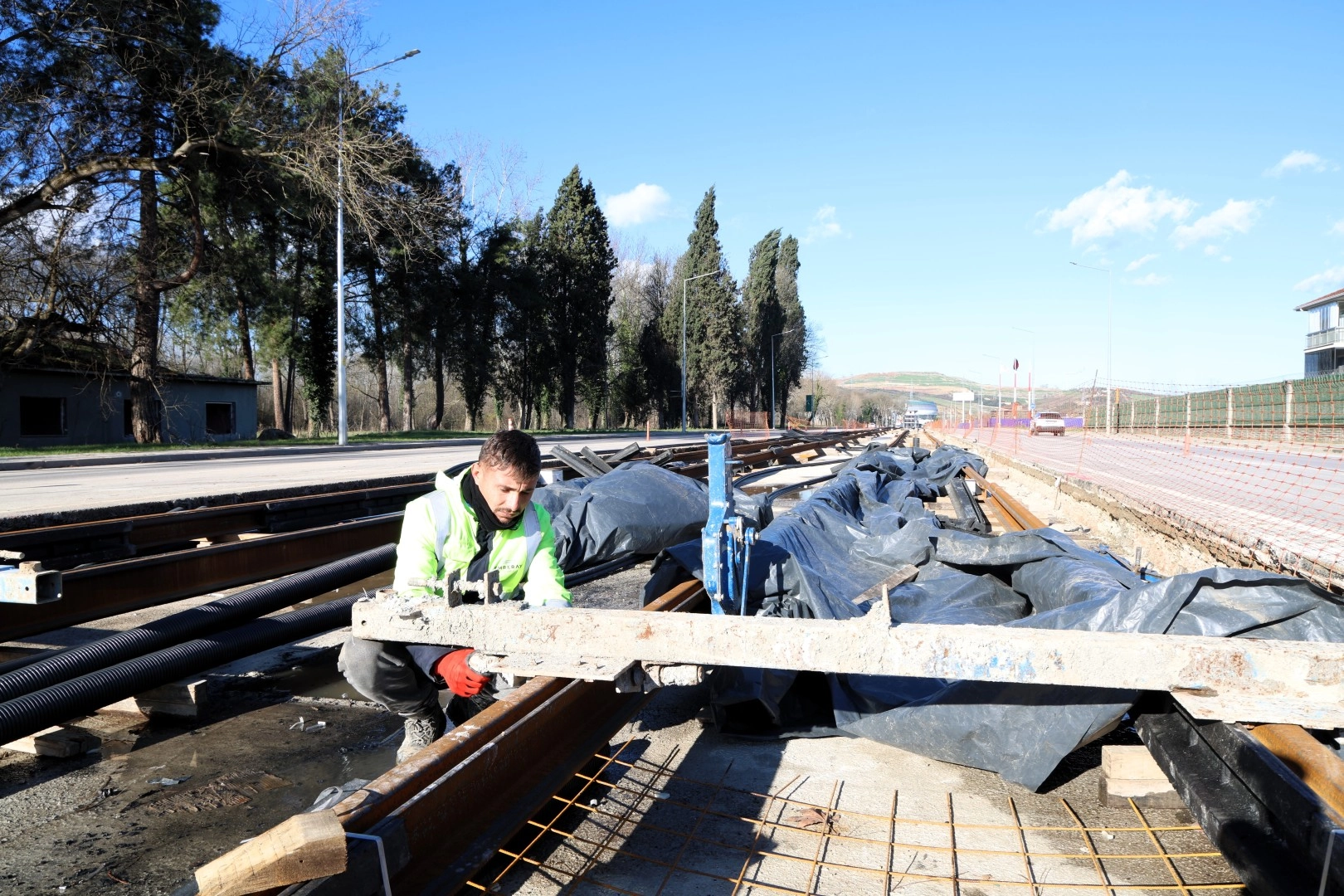 Kocaeli'de raylar Kartepe&rsquo;ye doğru d&ouml;şeniyor