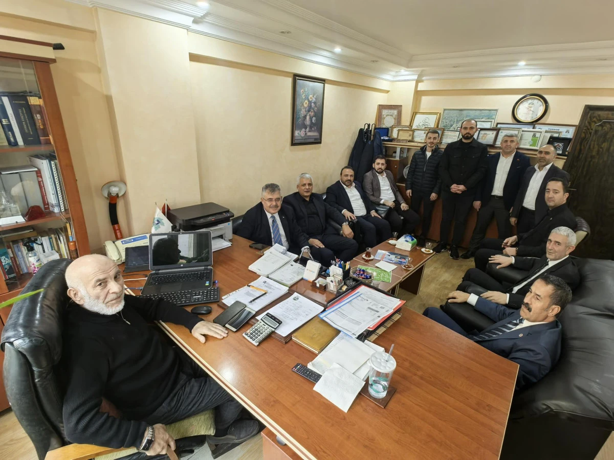 AK Parti Gebze İlçe Başkanı Recep Kaya’dan Casim Akıncılar’a Geçmiş Olsun Ziyareti