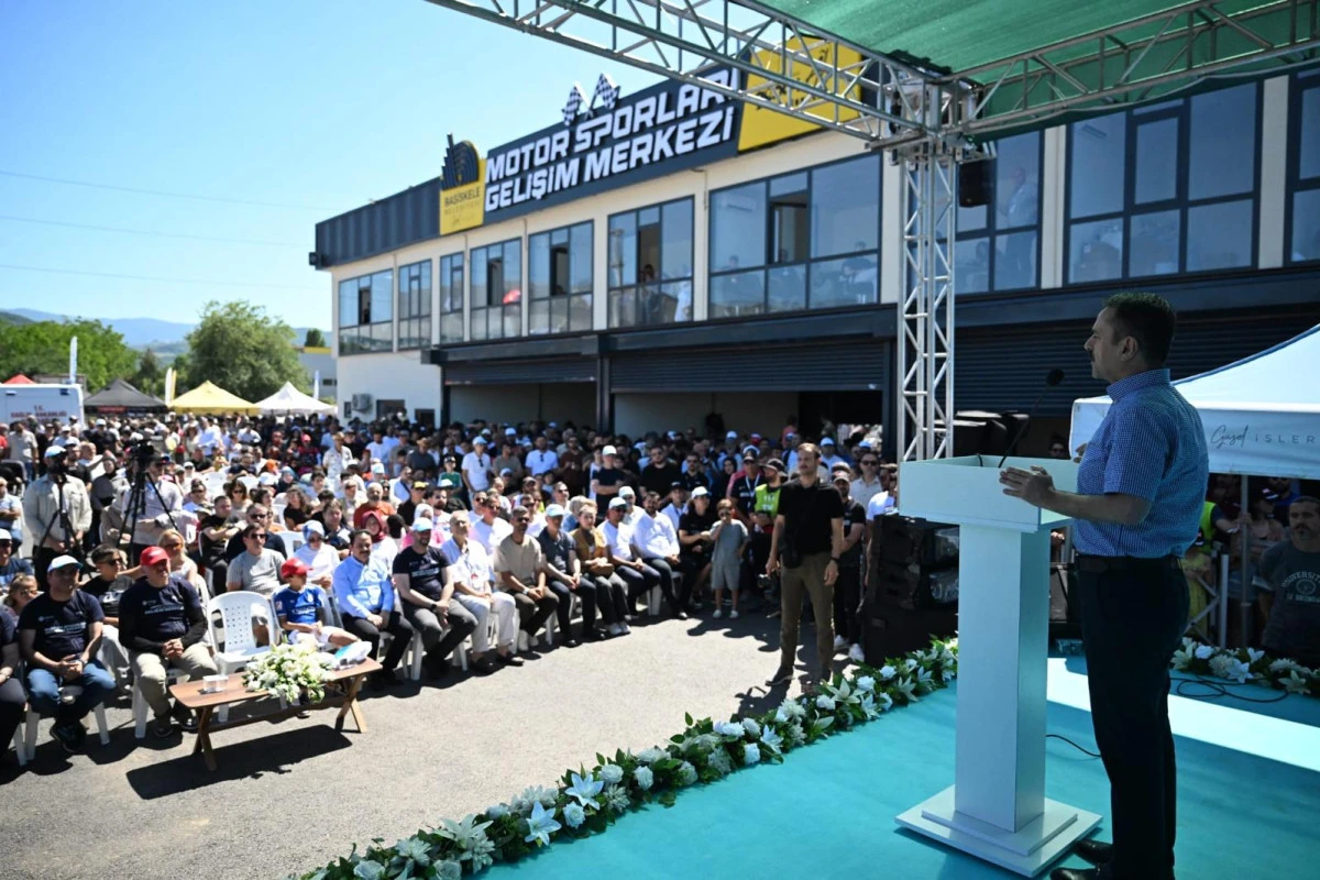 Başiskele Belediyesi Motor Sporları Gelişim Merkezi Tanıtımı Vali Aktaş ve Başkan B&uuml;y&uuml;kakın&rsquo;ın Katılımlarıyla Ger&ccedil;ekleşti