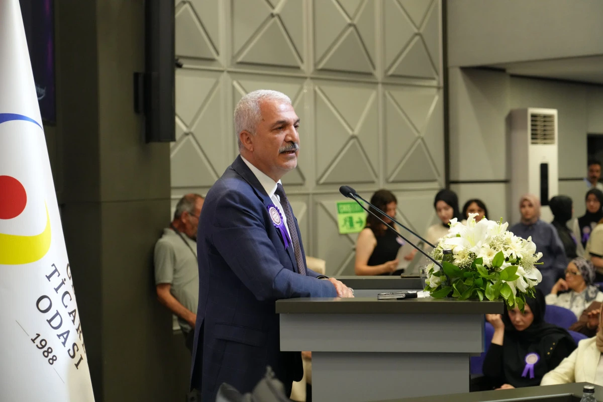 GEBZE TİCARET ODASI'NDA GELECEĞİN KADIN GİRİŞİMCİLERİ &Ouml;D&Uuml;LLERİ SAHİPLERİNİ BULDU