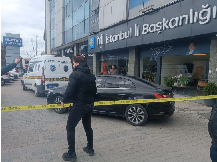 İYİ Parti İstanbul İl Başkanlığı'na silahlı saldırı düzenlendi