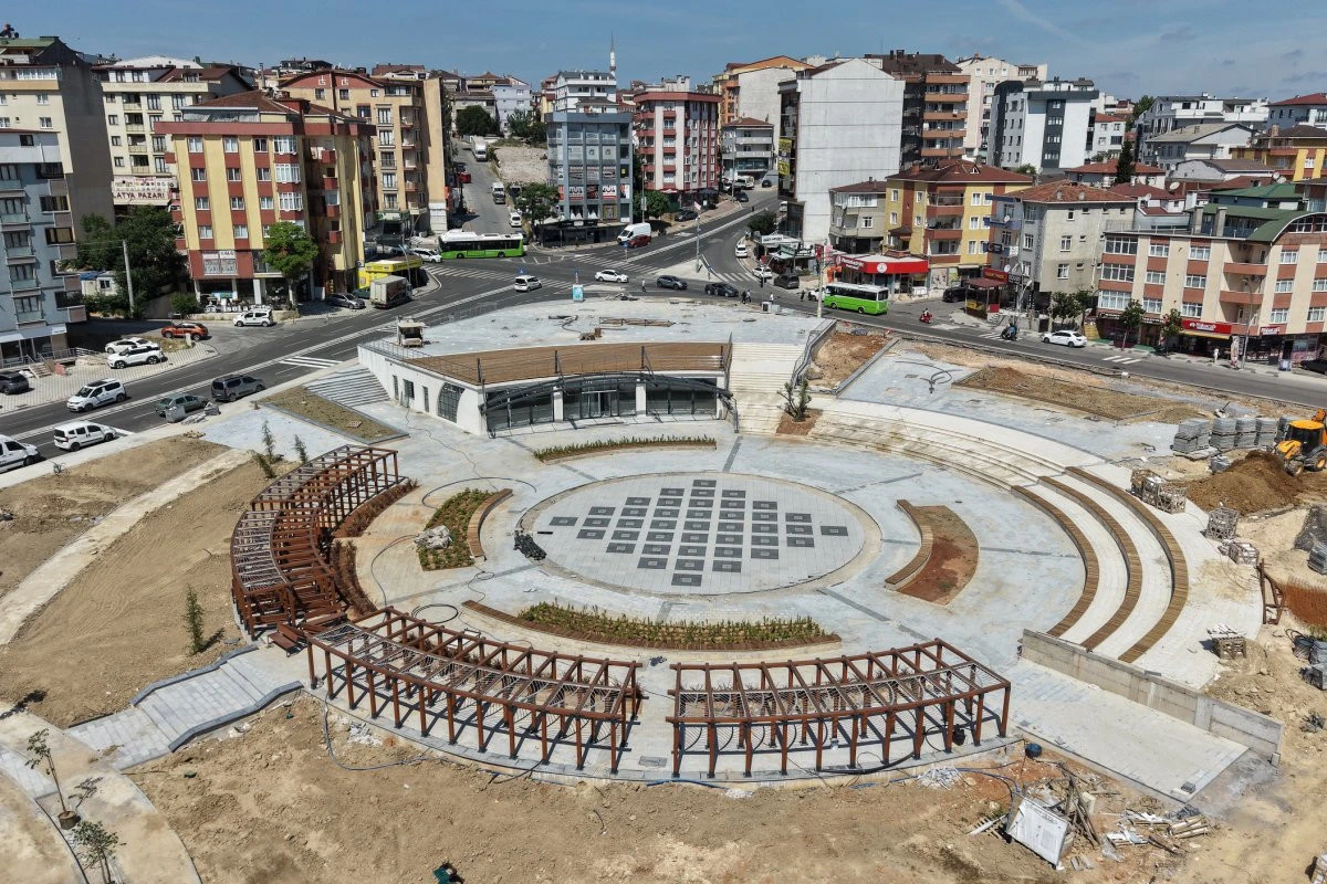 Kent Meydanı&rsquo;nda A&ccedil;ılış Heyecanı Yaklaşıyor