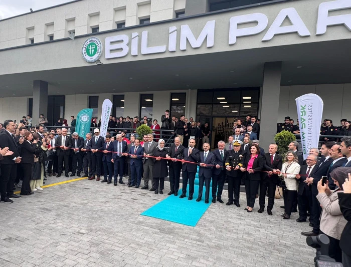 Kocaeli Üniversitesi Bilim Park ve Milli Teknoloji Atölyesi Açıldı: Törene GTO Başkanı Aslantaş da Katıldı