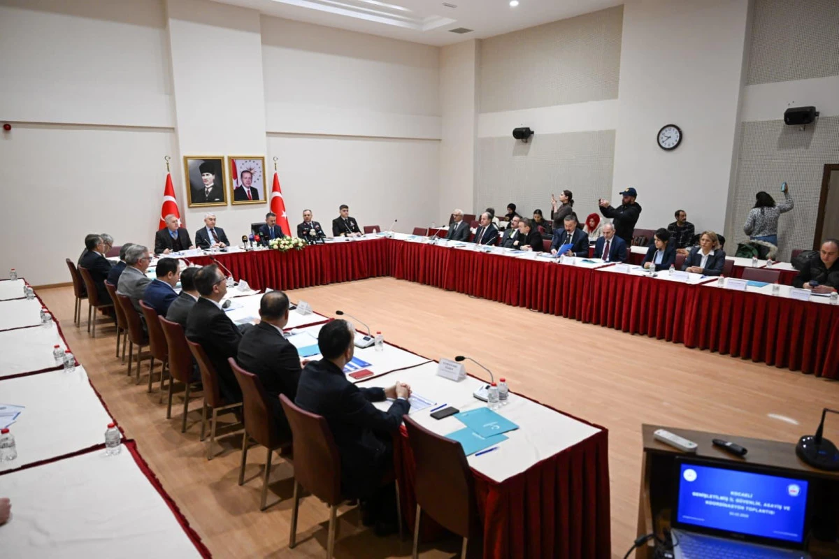 Kocaeli&rsquo;de Genişletilmiş İl G&uuml;venlik ve Asayiş Toplantısı Yapıldı