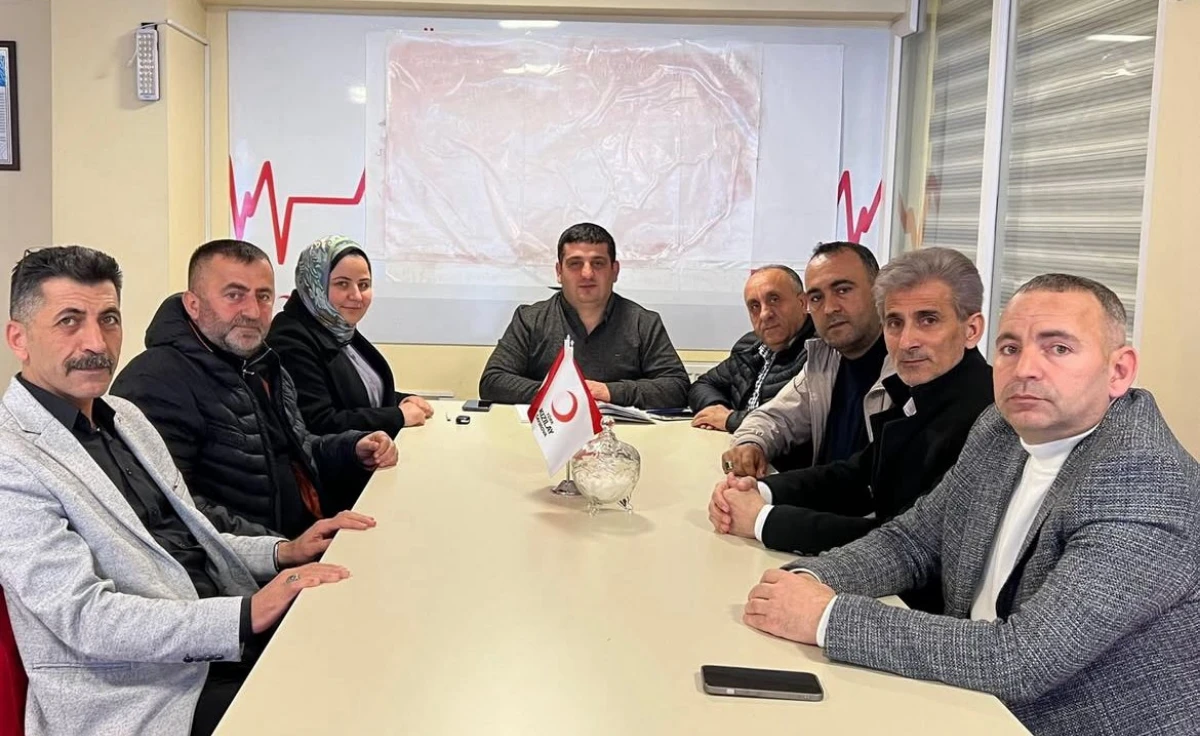 T&uuml;rk Kızılay &Ccedil;ayırova Şubesi&rsquo;nden b&uuml;y&uuml;k başarı
